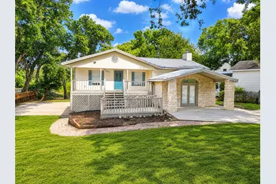 1701 E Lake Drive, Weatherford, TX 76087 - Photo 2