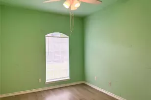 2327 Summer Pl Dr, Arlington, TX 76014 - Photo 12