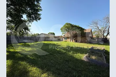 3005 Meandering Way, Bedford, TX 76021 - Photo 22