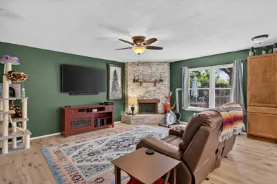 324 N Heights Drive, Crowley, TX 76036 - Photo 8