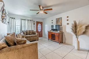 4609 Cornell Dr, Garland, TX 75042 - Photo 2
