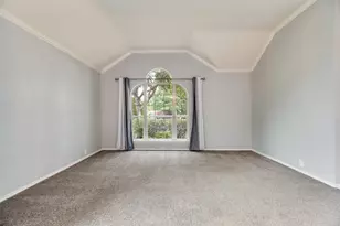 828 Abbots Ln, Denton, TX 76205 - Photo 14