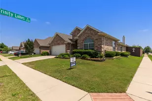 8244 Edgepoint Tr, Fort Worth, TX 76053 - Photo 2