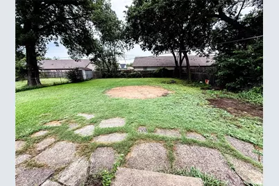 816 N Throckmorton Street, Sherman, TX 75090 - Photo 12