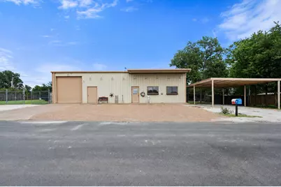 112 Love Street, Fairfield, TX 75840 - Photo 2