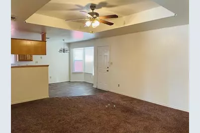 1602 Moss Street, Gainesville, TX 76240 - Photo 2