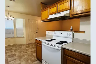 1602 Moss Street, Gainesville, TX 76240 - Photo 4