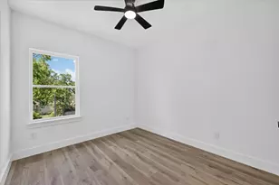 316 E Drew St, Fort Worth, TX 76110 - Photo 30
