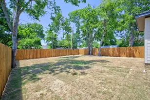 316 E Drew St, Fort Worth, TX 76110 - Photo 34