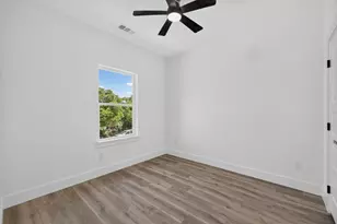 316 E Drew St, Fort Worth, TX 76110 - Photo 28