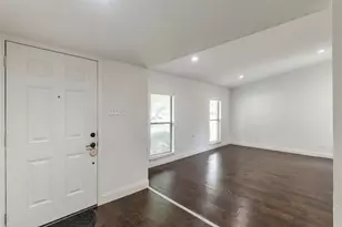 2004 White Ash Rd, Carrollton, TX 75007 - Photo 4