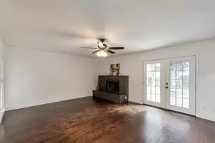 2004 White Ash Rd, Carrollton, TX 75007 - Photo 12