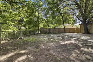 3015 Anzio Dr, Dallas, TX 75224 - Photo 12