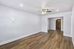 3015 Anzio Dr, Dallas, TX 75224 - Photo 2