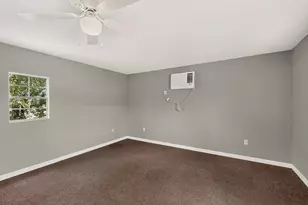 1657 E 2nd St, Cleburne, TX 76031 - Photo 16