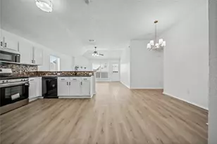2374 Stagecoach St, Fort Worth, TX 76133 - Photo 8
