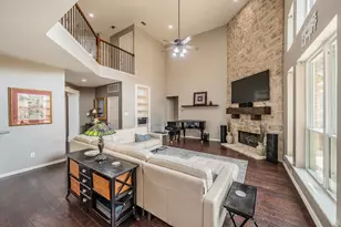 3620 Oakcrest Dr, Plano, TX 75025 - Photo 2