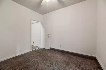 730 Cindy Lane, Grand Prairie, TX 75052 - Photo 12