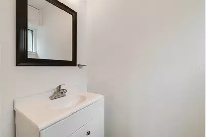 730 Cindy Lane, Grand Prairie, TX 75052 - Photo 18