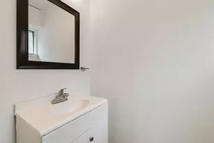 730 Cindy Ln, Grand Prairie, TX 75052 - Photo 18