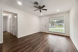 730 Cindy Ln, Grand Prairie, TX 75052 - Photo 2