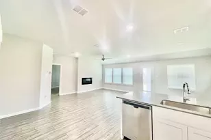 525 Ardsley Ln, Forney, TX 75126 - Photo 4