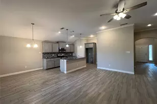148 Frank St, Greenville, TX 75402 - Photo 16