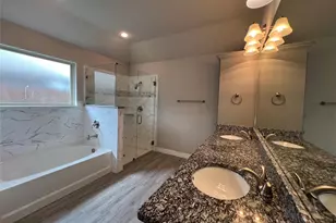 148 Frank St, Greenville, TX 75402 - Photo 6