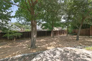 1610 Fairway Dr, Corinth, TX 76210 - Photo 34
