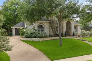 1610 Fairway Dr, Corinth, TX 76210 - Photo 1