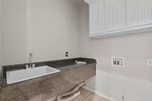 1610 Fairway Dr, Corinth, TX 76210 - Photo 20