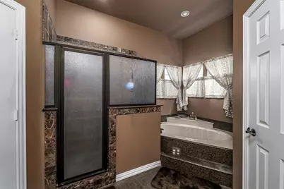 100 Manders Court, Runaway Bay, TX 76426 - Photo 14