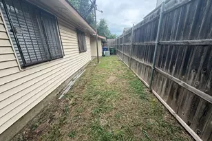 710 Intrepid Dr, Garland, TX 75043 - Photo 18