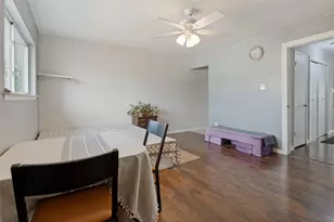 1402 S Carrier Pkwy, Grand Prairie, TX 75051 - Photo 18