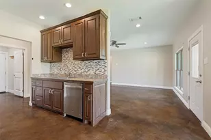 107 Indian Crk, Trenton, TX 75490 - Photo 10
