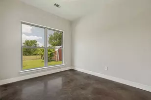 107 Indian Crk, Trenton, TX 75490 - Photo 20