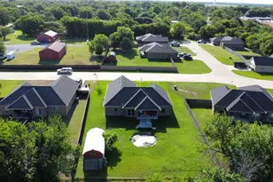 107 Indian Crk, Trenton, TX 75490 - Photo 28
