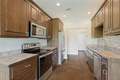 107 Indian Creek, Trenton, TX 75490 - Photo 6