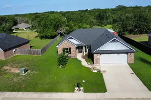 107 Indian Crk, Trenton, TX 75490 - Photo 26
