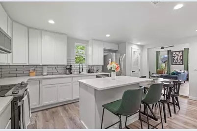 504 W Owing Street, Denison, TX 75020 - Photo 6