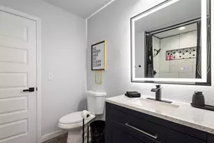 504 W Owing St, Denison, TX 75020 - Photo 6