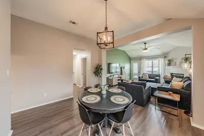 7000 Rovato Drive, Arlington, TX 76001 - Photo 14