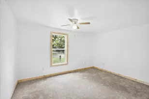 250 E Golden Oaks Dr, Mabank, TX 75156 - Photo 14