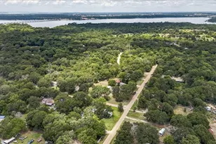 250 E Golden Oaks Dr, Mabank, TX 75156 - Photo 26