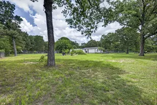 250 E Golden Oaks Dr, Mabank, TX 75156 - Photo 28