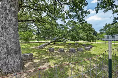 250 E Golden Oaks Drive, Mabank, TX 75156 - Photo 26
