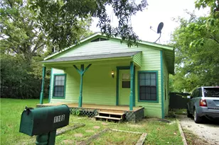 1106 Peak St, Denton, TX 76201 - Photo 1