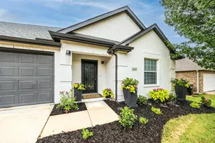 11038 Mansfield Dr, Frisco, TX 75035 - Photo 2