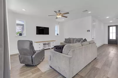1220 Lady Mantle Way, Little Elm, TX 76227 - Photo 8