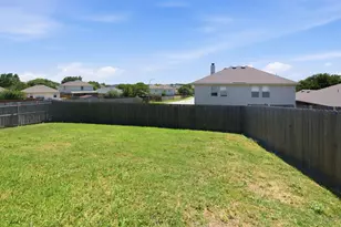 4901 Parkview Hills Ln, Fort Worth, TX 76179 - Photo 32